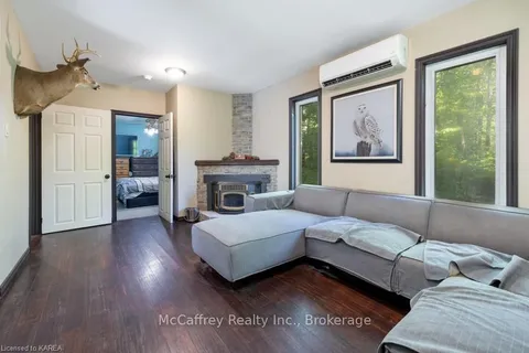 1058 JACQUES BAY Rd, Addington Highlands, ON K0H 1K0