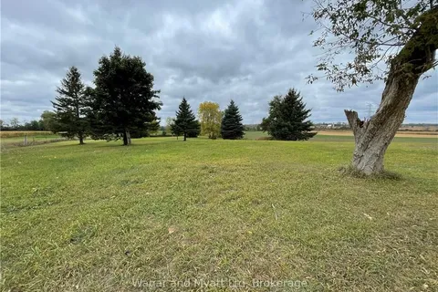 1351 DESERONTO Rd, Tyendinaga, ON K0K 2N0