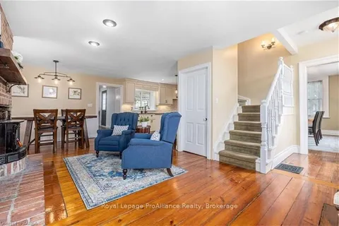 1501 COUNTY ROAD 2, Front of Yonge, ON K0E 1R0