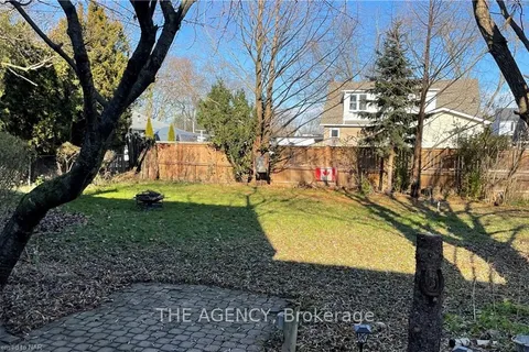 28 ROSEWOOD Ave, Welland, ON L3C 4A7