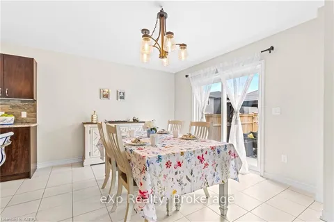 67 BRENNAN CRESCENT, Loyalist, ON K0H 2H0