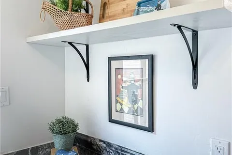 36 LOWER UNION St, Kingston, ON K7M 2M9