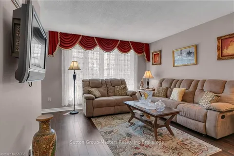 187 SUTHERLAND Dr, Kingston, ON K7K 5X6