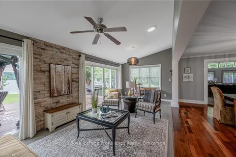 1014 MULBERRY Lane, South Frontenac, ON K0H 1M0