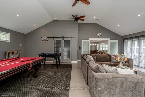 1014 MULBERRY Lane, South Frontenac, ON K0H 1M0