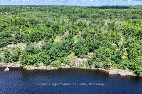 1117 BEAVER CREEK Lane, Central Frontenac, ON K0H 1B0