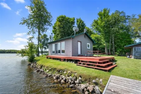 16 TWIN BAY, Front of Yonge, ON K0E 1R0