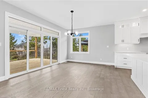 628 GRACELAND Ave, Kingston, ON K7M 7P7