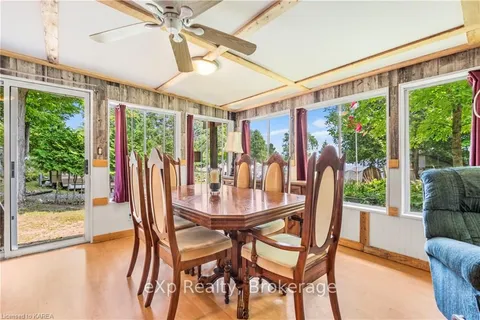 9 GLENFORD Lane, South Frontenac, ON K0H 1T0