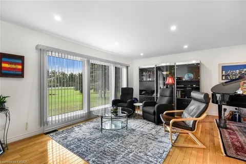 1138 1000ISLANDS Pkwy, Front of Yonge, ON K0E 1R0