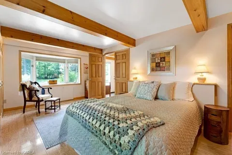 150 DEWOLFE St, Carp - Dunrobin - Huntley -, ON K7S 3G7