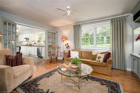 23 BROOKLANDS PARK Ave, Loyalist, ON K0H 1G0