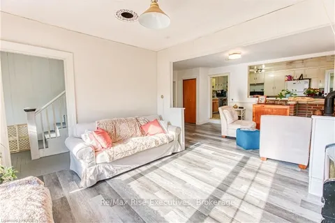 4503 PORTLAND Ave, South Frontenac, ON K0H 2T0