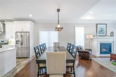 708 CLARENCE St, Port Colborne, ON L3K 1G8