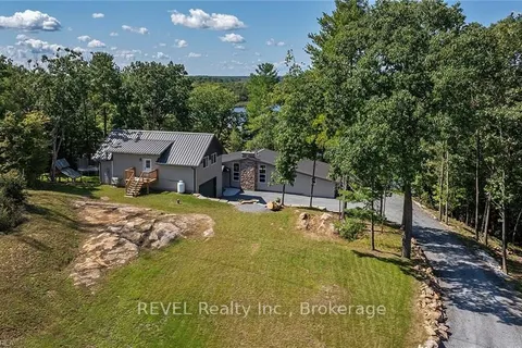 5743 HINCHINBROOKE Rd, South Frontenac, ON K0H 1W0