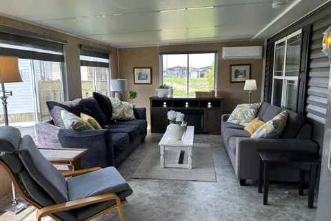 490 EMPIRE Road, ON L0S 1R0