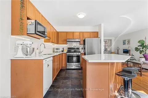 2166 SWANFIELD St, Kingston, ON K7M 0B1