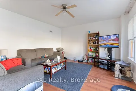 139 LORNE Ave, Quinte West, ON K8V 5C3