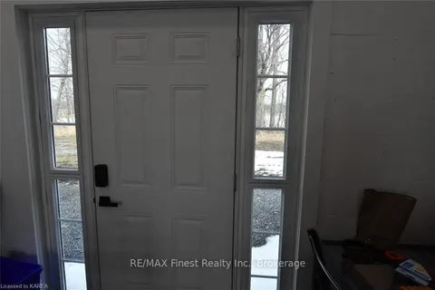 65 SUNNYSIDE Rd, Rideau Lakes, ON K0G 1X0