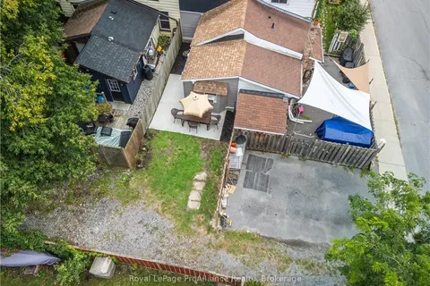 149 CHARLES St, Kingston, ON K7K 1V8