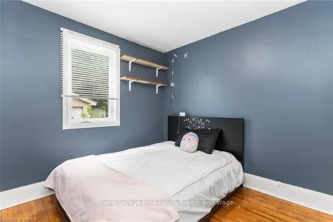 205 ADELAIDE St, Kingston, ON K7K 1Y6