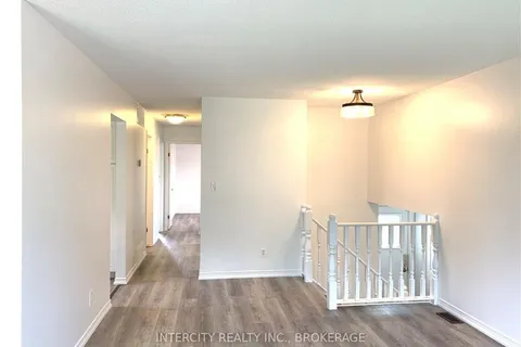 2477 SUTHERLAND Dr, Fort Erie, ON L2A 5M4