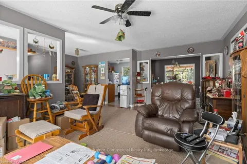 2877 SUMAC Rd, South Frontenac, ON K0H 1M0