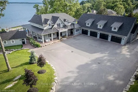 24 KING PITT Rd, Kingston, ON K7L 4V1