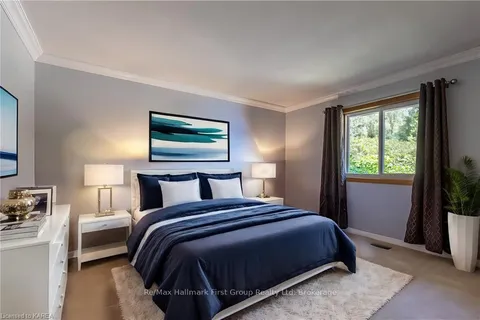 31 CHISAMORE PT RD, ON K7G 2V4