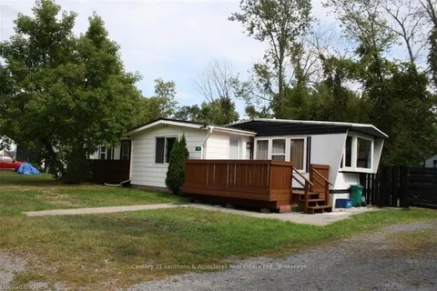 16 FRONT St, Stone Mills, ON K0K 2S0