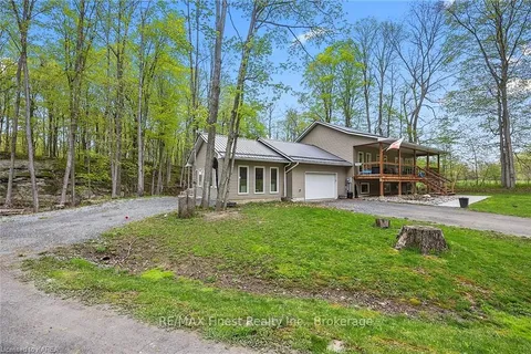 8 ENCHANTED Lane, South Frontenac, ON K0H 2L0