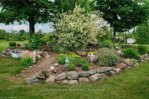 4657 BELLROCK Rd, South Frontenac, ON K0H 2W0