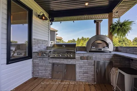 236 MILL POND Pl, Kingston, ON K7M 0C9