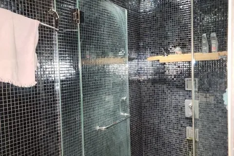 6 OLIVER Rd, Addington Highlands, ON K0H 1Z0