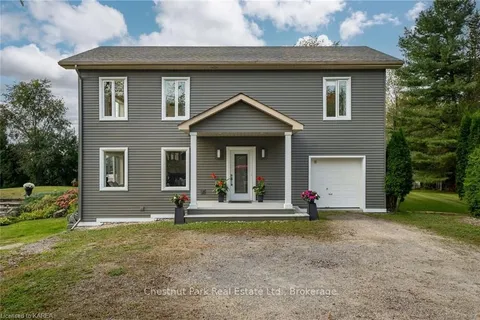 2749 LAKEFIELD DRIVE Dr, South Frontenac, ON K0H 1X0