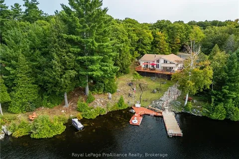 1238 BIG GULL Lane, Central Frontenac, ON K0H 1B0