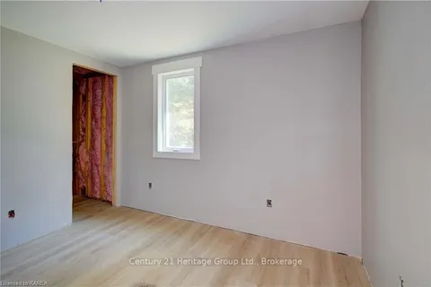 45 SPENCER Ave, Addington Highlands, ON K0H 1K0