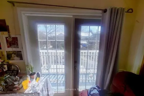 16 JAMES St, Kingston, ON K7K 1Y9