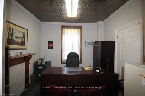 272 WELLINGTON St, Kingston, ON K7K 2Z1