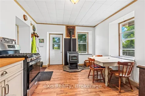 121 BULLFROG BAY RD, ON K0E 1L0