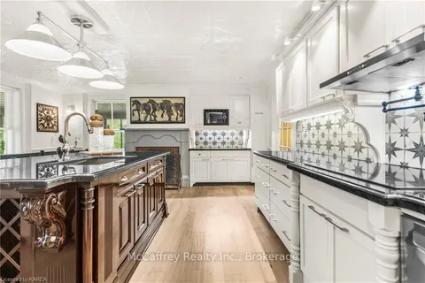 330 COLEBROOK Rd, Stone Mills, ON K0K 3N0