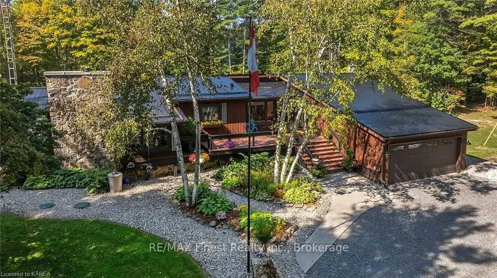 4911 RAMPARTS Rd, South Frontenac, ON K0H 1H0