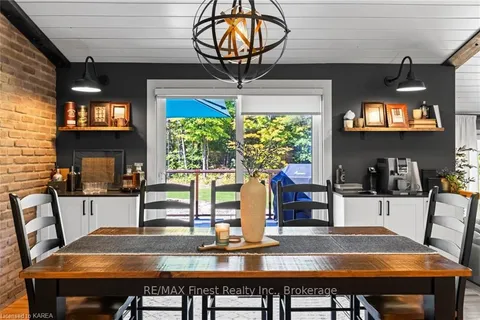 4911 RAMPARTS Rd, South Frontenac, ON K0H 1H0