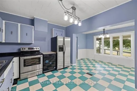 248 DUNDAS St, Deseronto, ON K0K 1X0