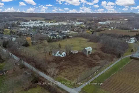 320 TANBARK Rd, Niagara-on-the-Lake, ON L0S 1J0