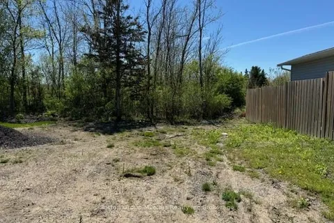 1475 BERKSHIRE Dr, Kingston, ON K7P 0S7