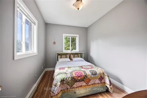 54 HARMONS Lane, South Frontenac, ON K0G 1X0