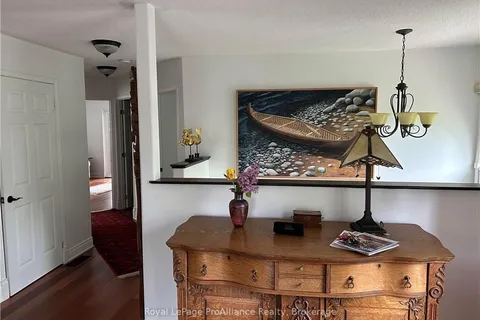 1 BAYSHORE Dr, Loyalist, ON K0H 1G0