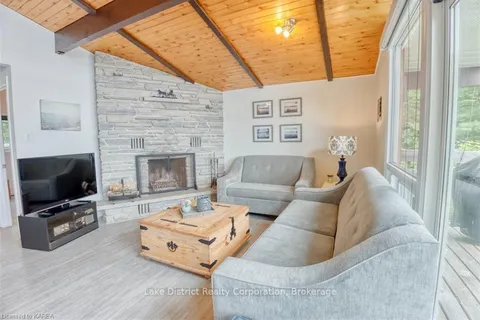 1026B WEST SHORE Lane, Central Frontenac, ON K0H 1T0