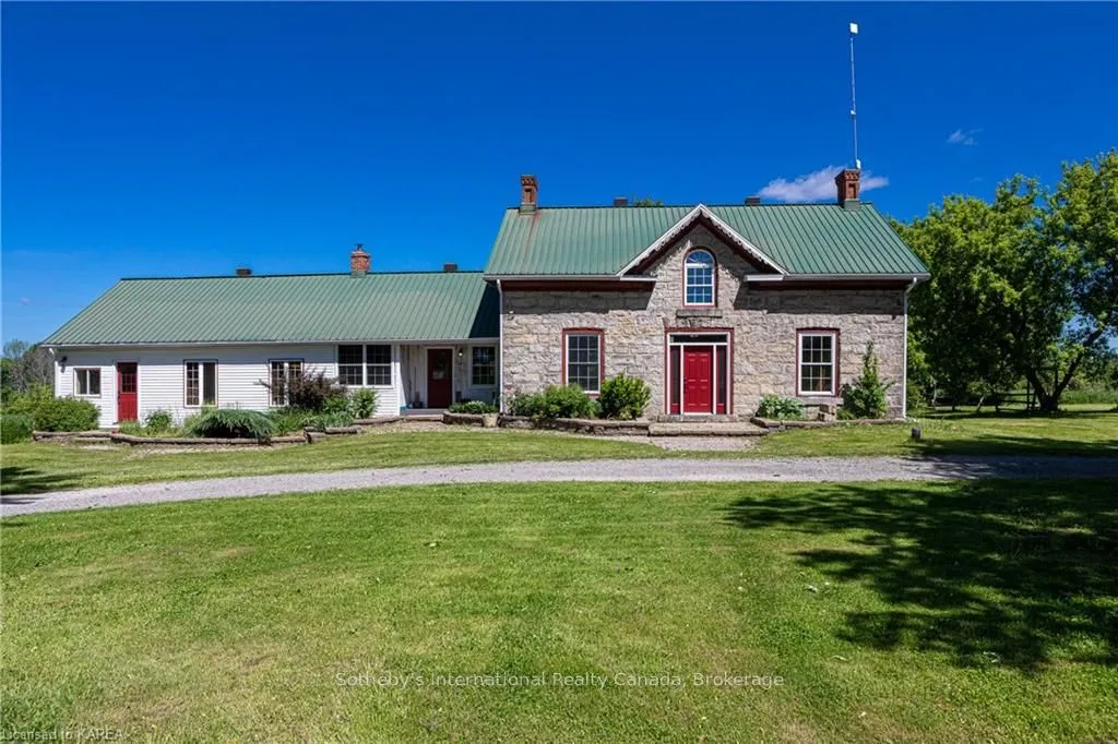 100 DIXIE Rd, Athens, ON K0E 1B0